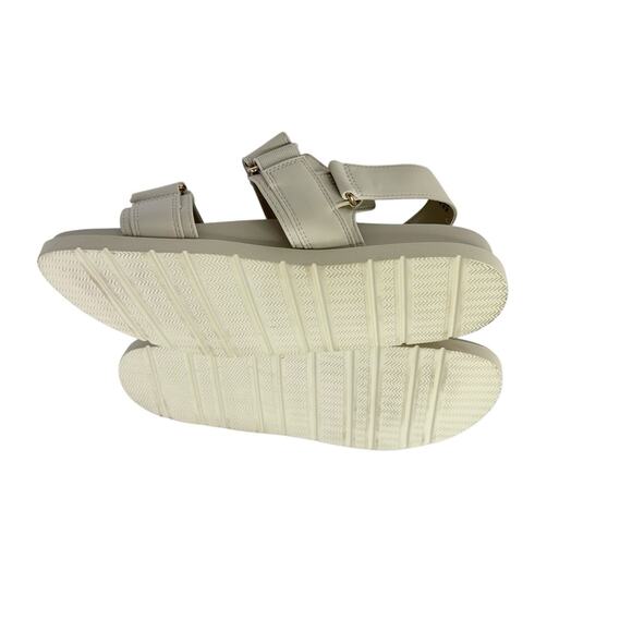 Torrid Ivory Chunky Strap Sandal Women’s Size 11 WW - Picture 9 of 10